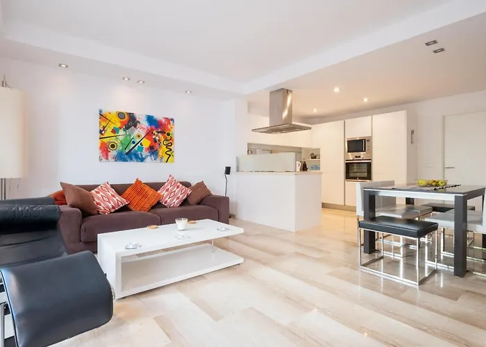 Near To The In Puerto De Pollensa * Порт-де-Польєнса